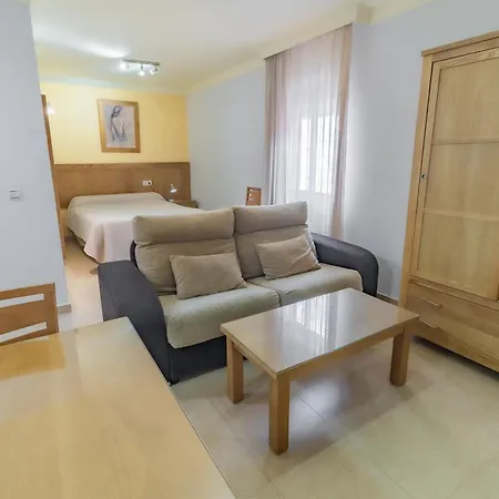 Turisticos Yucas Apartman *